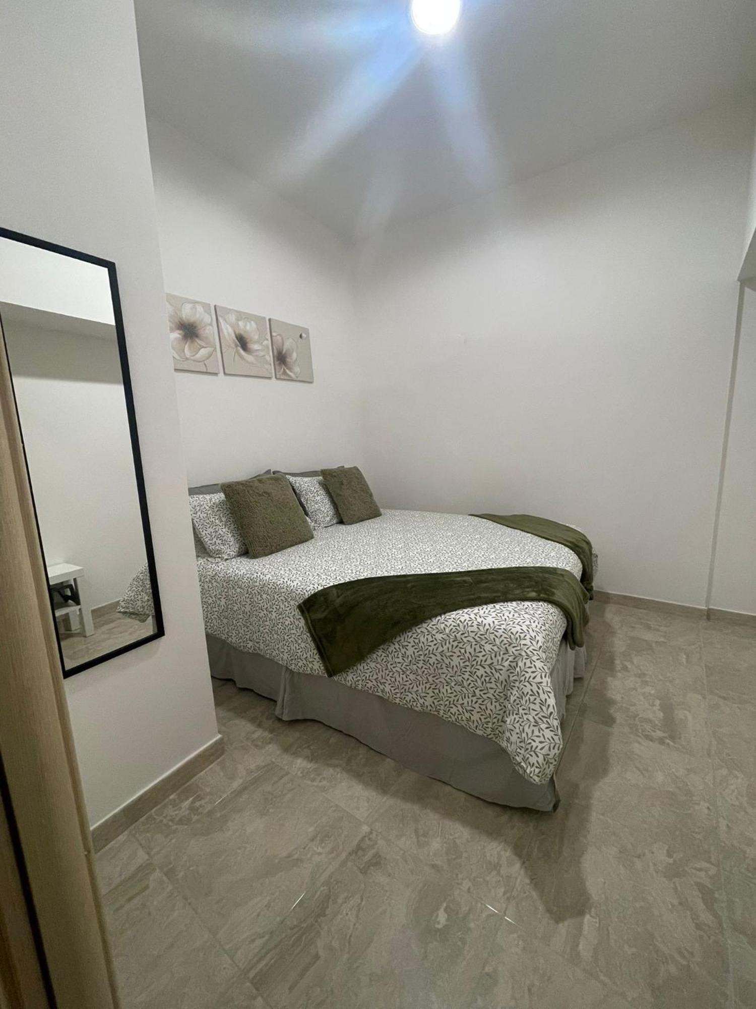 71 Apartment Katánie Exteriér fotografie
